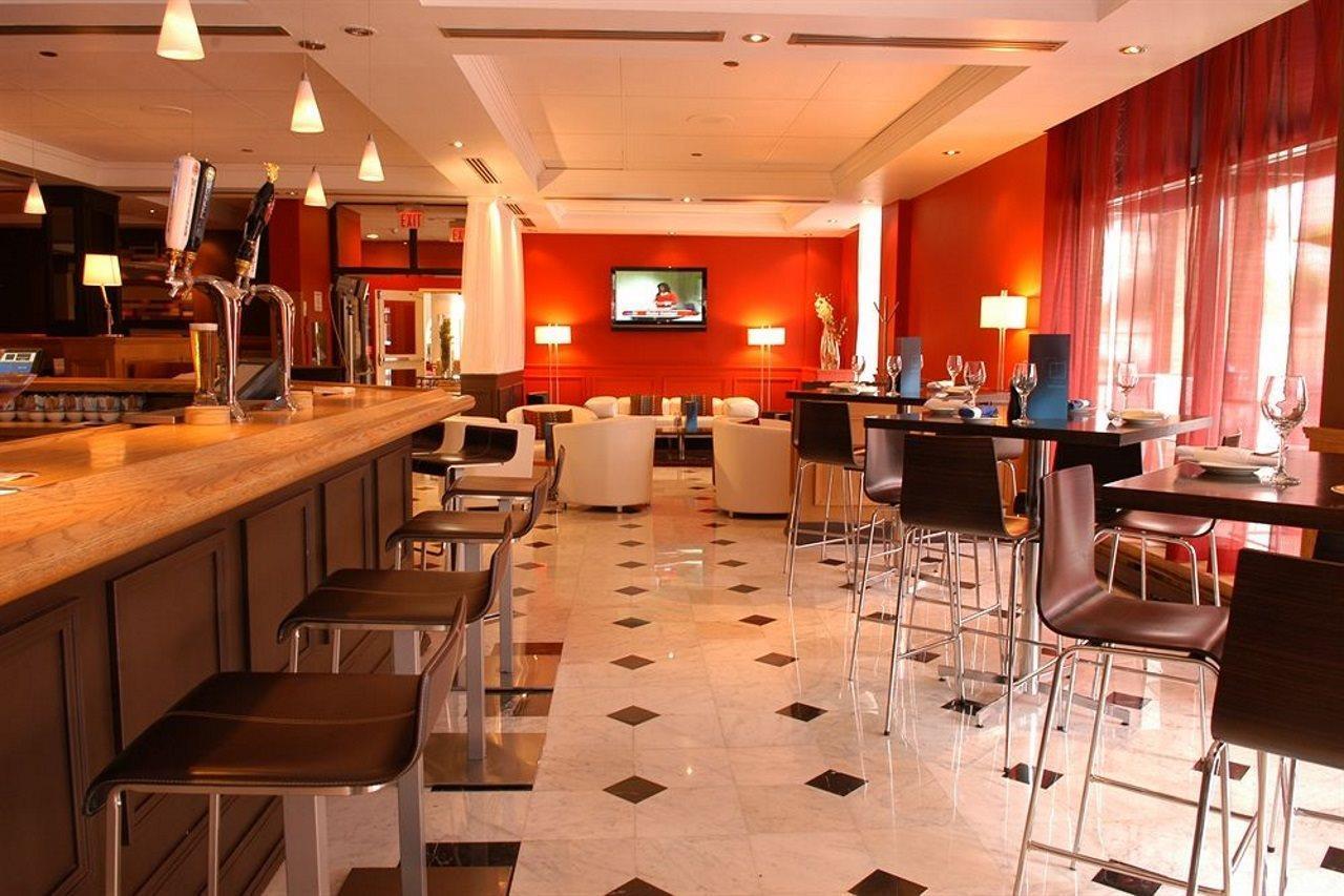 Hotel Delta By Marriott Toronto 3*
